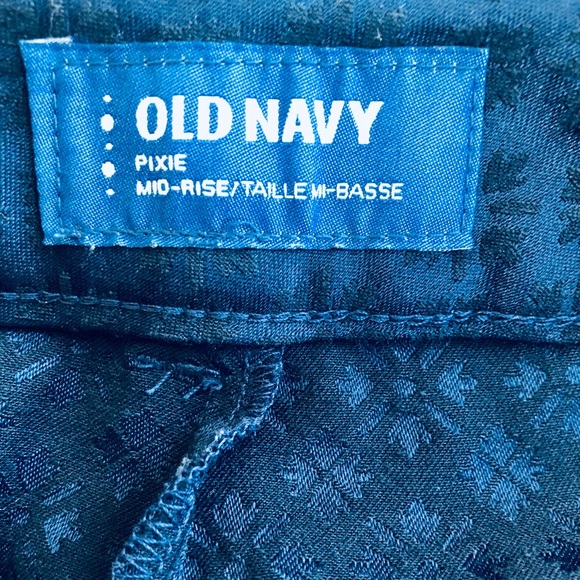 OLD NAVY PIXIE MID-RISE ANKLE CROPPED DRESS PANTS - Picture 5 of 6